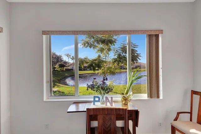 Residence photo 19