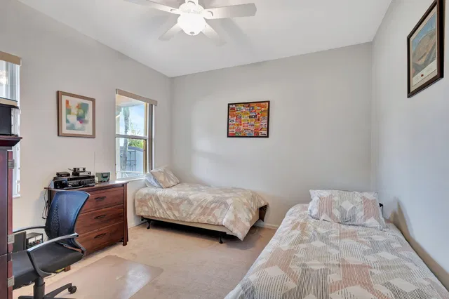 Residence photo 29
