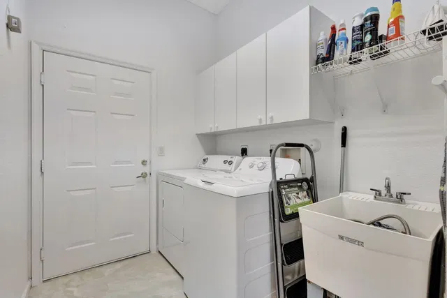 Residence photo 31