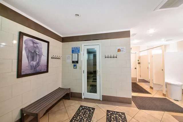 Unit 206 photo 30
