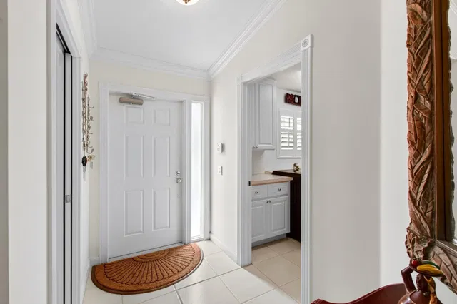 Residence photo 6
