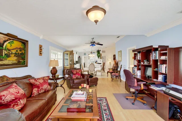 Residence photo 25
