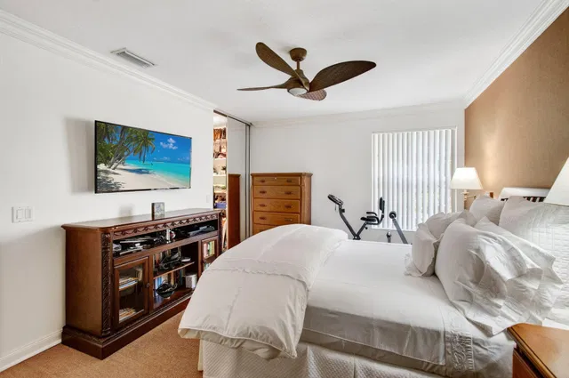 Residence photo 41