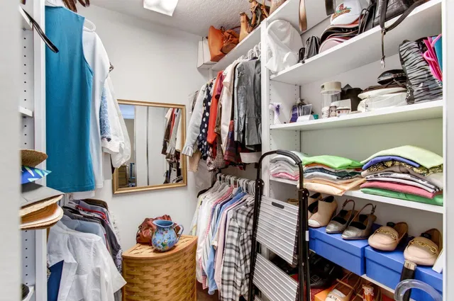Residence photo 45