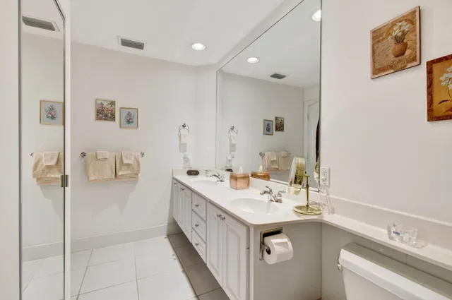 Residence photo 54