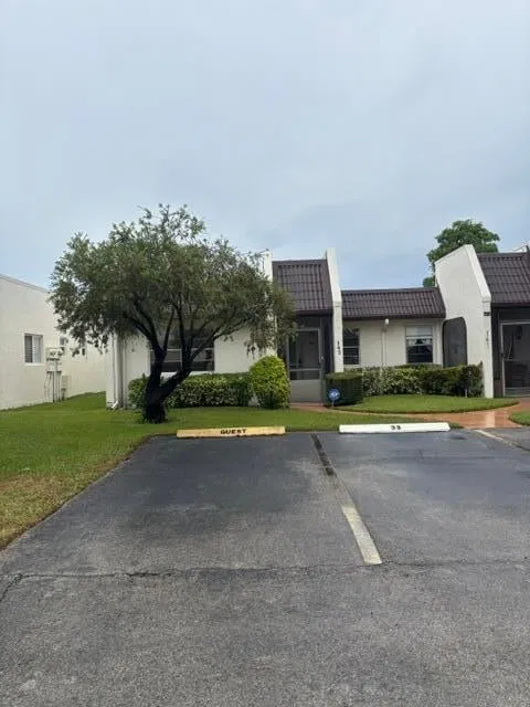  Residence photo 18