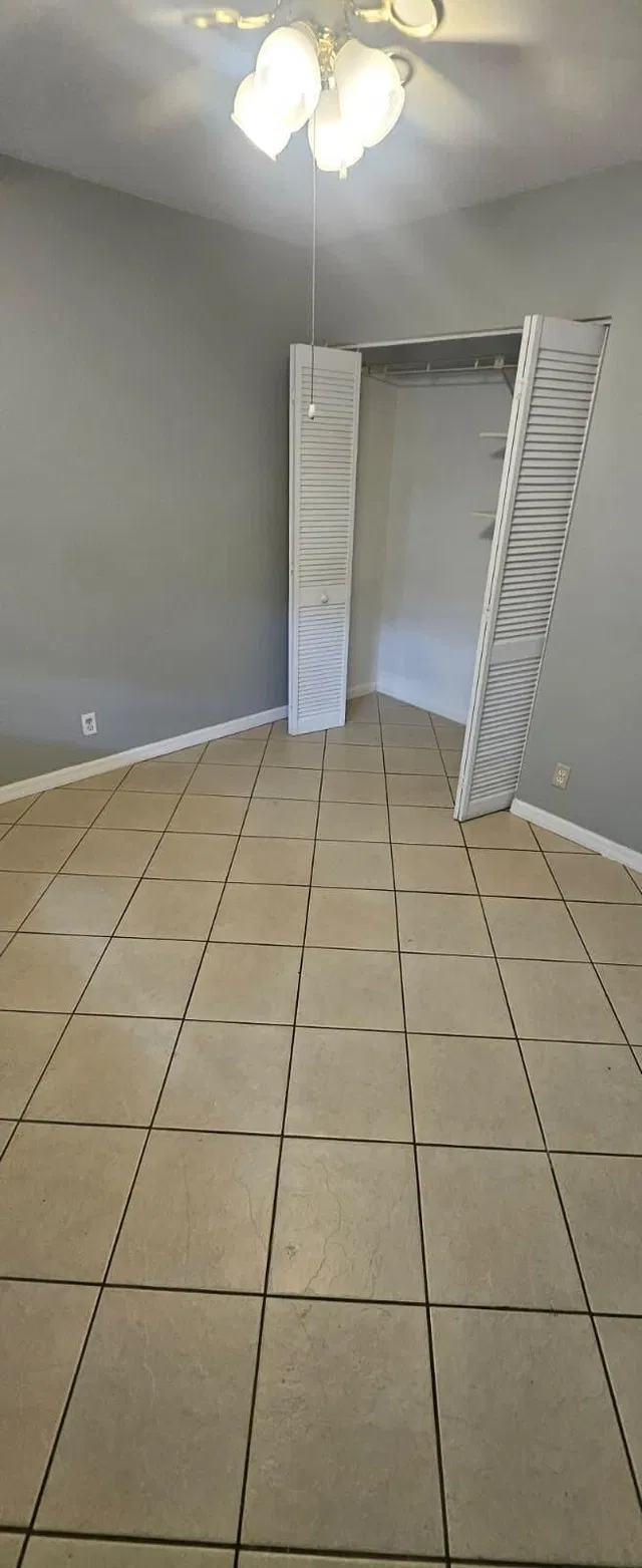 Residence photo 15