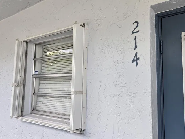  Unit 2140 photo 26