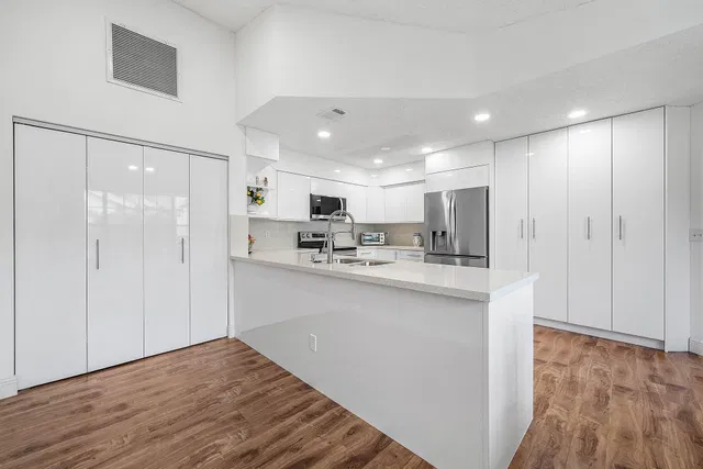 Residence photo 10