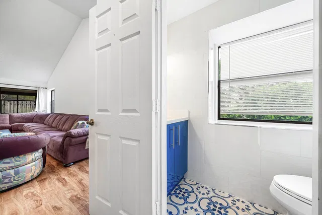 Residence photo 13