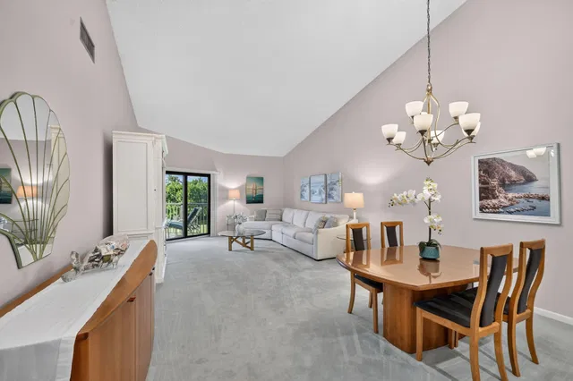 Unit 204 photo 6