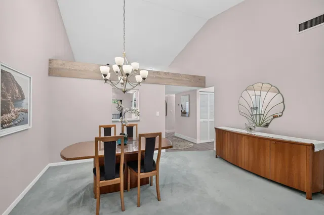 Unit 204 photo 8