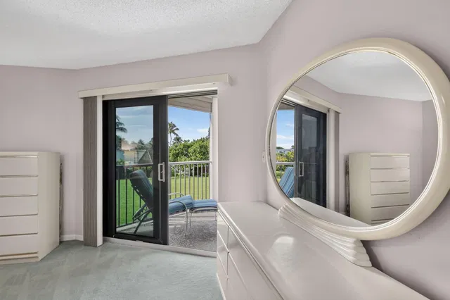 Unit 204 photo 23