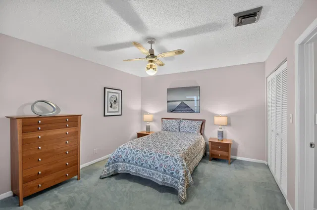 Unit 204 photo 32