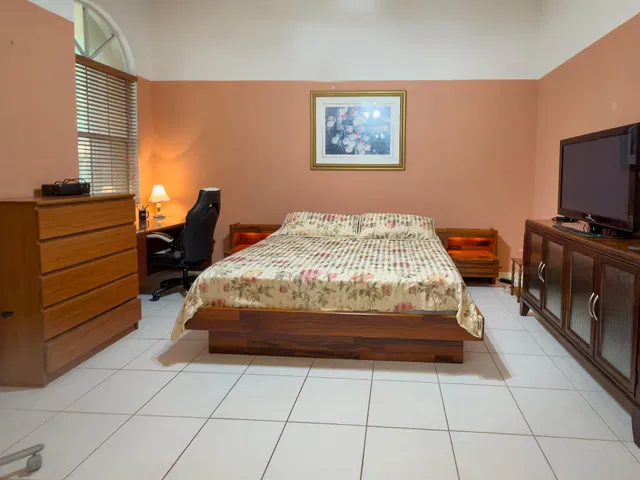  Residence photo 13