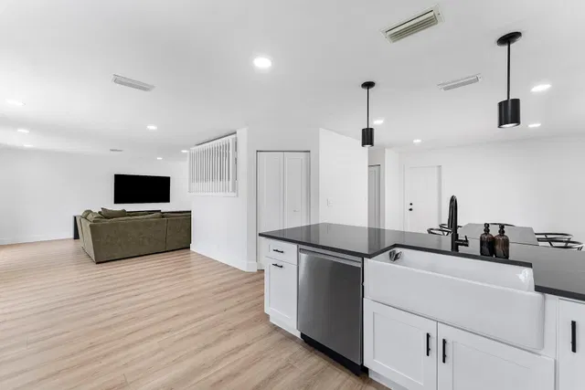 Residence photo 9
