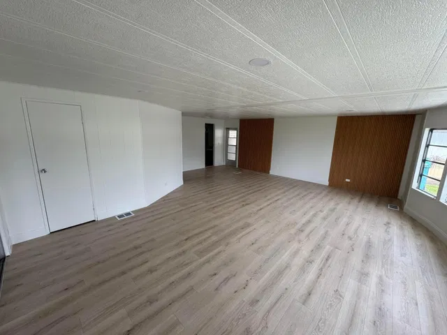 Residence photo 8