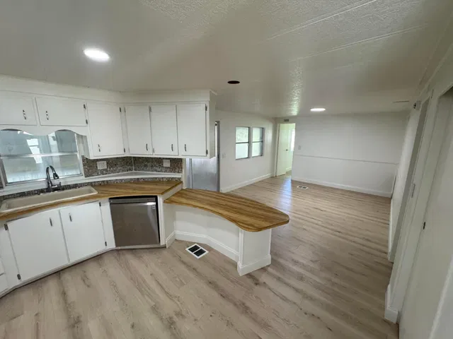 Residence photo 14