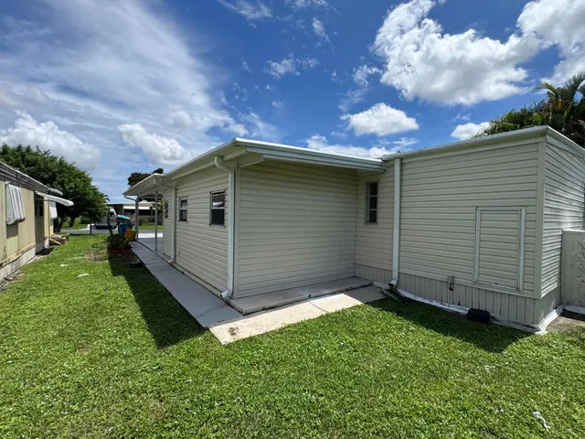 Residence photo 31