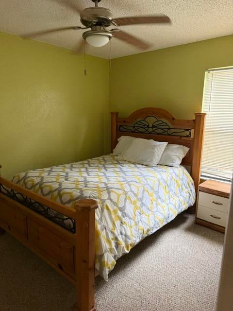 Unit B photo 19