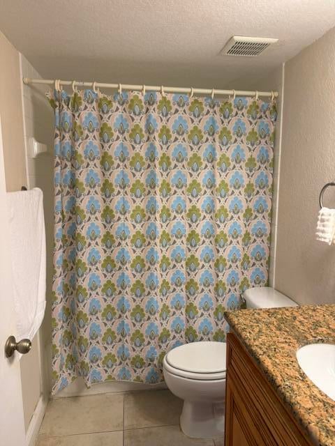 Unit B photo 22
