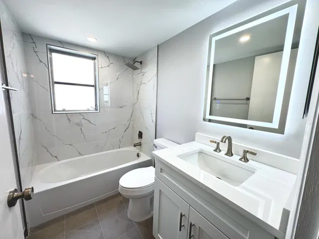 Unit 301 photo 35