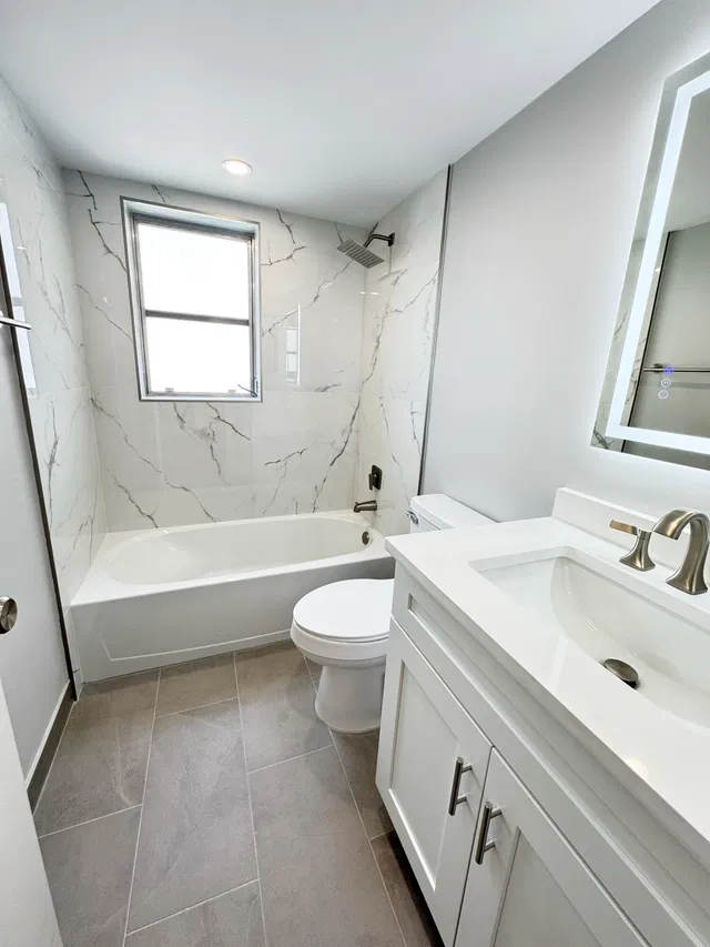 Unit 301 photo 38