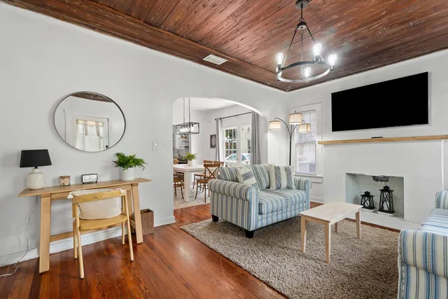 West Palm Beach Residence photo 2