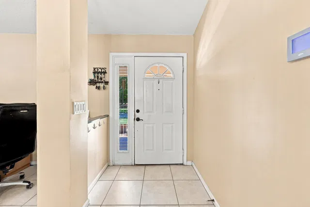 Residence photo 10