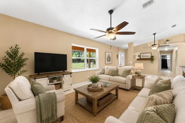 Residence photo 13