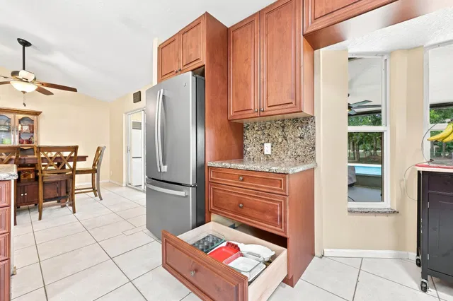 Residence photo 27
