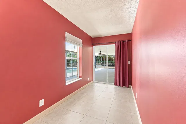 Residence photo 44