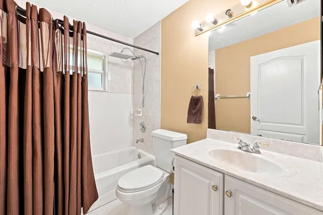 Residence photo 49