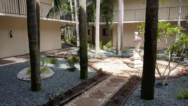 Unit 301 photo 2