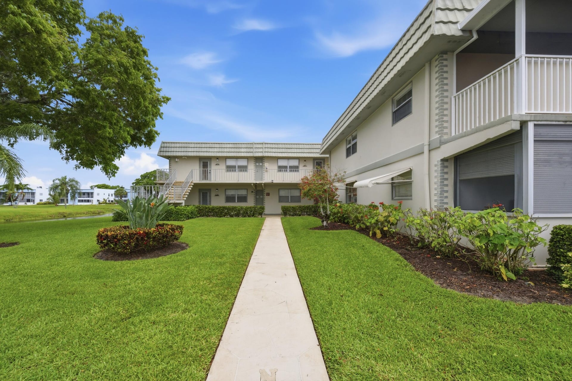 Residence photo 8