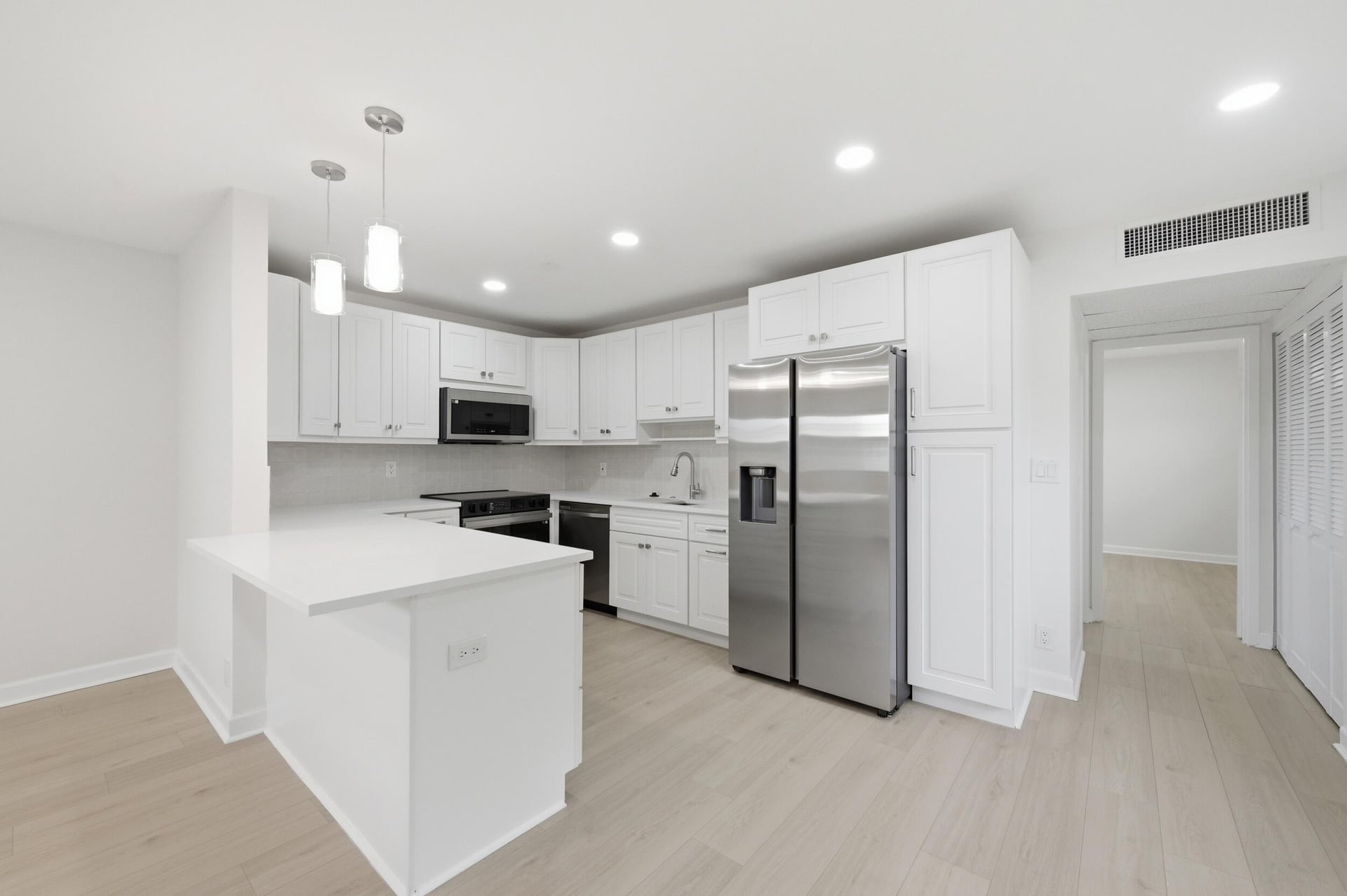 Residence photo 16