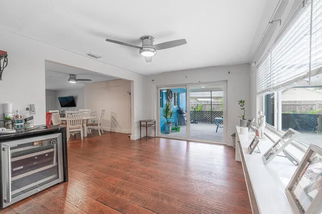 Residence photo 7