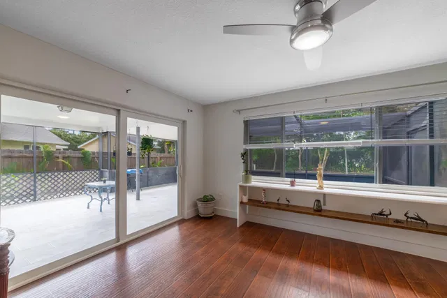 Residence photo 22