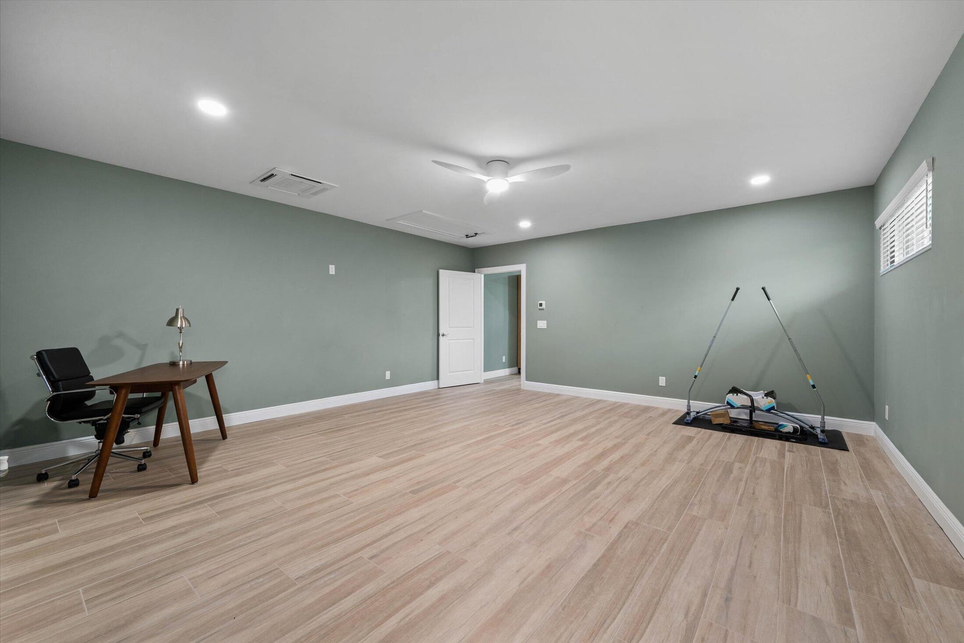 Residence photo 49