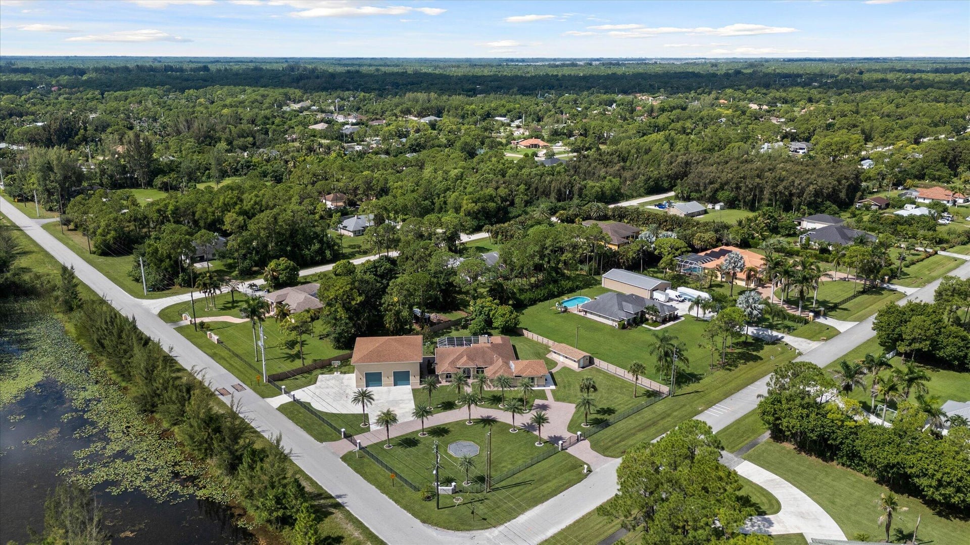 Residence photo 66