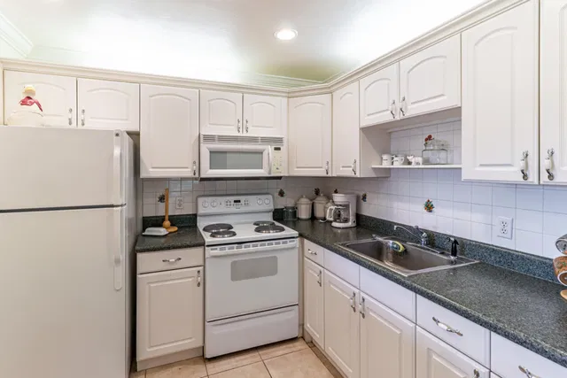 Residence photo 5