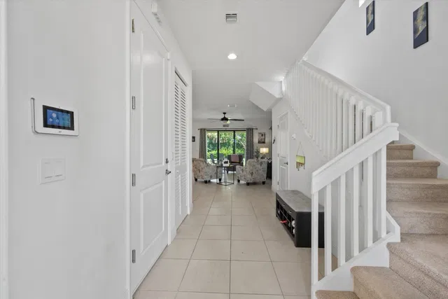 Residence photo 6