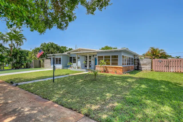Residence photo 2
