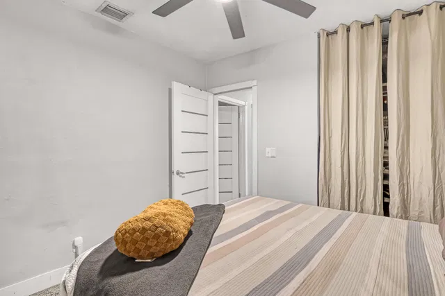 Residence photo 24