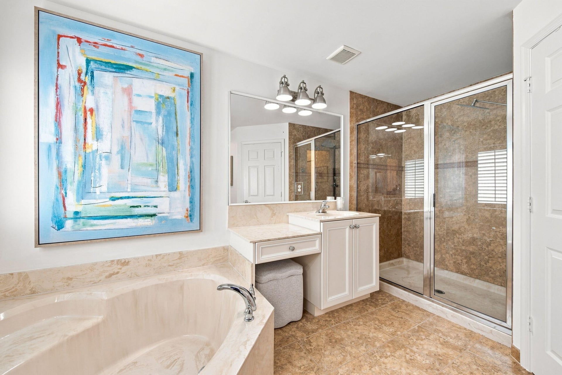 Residence photo 22