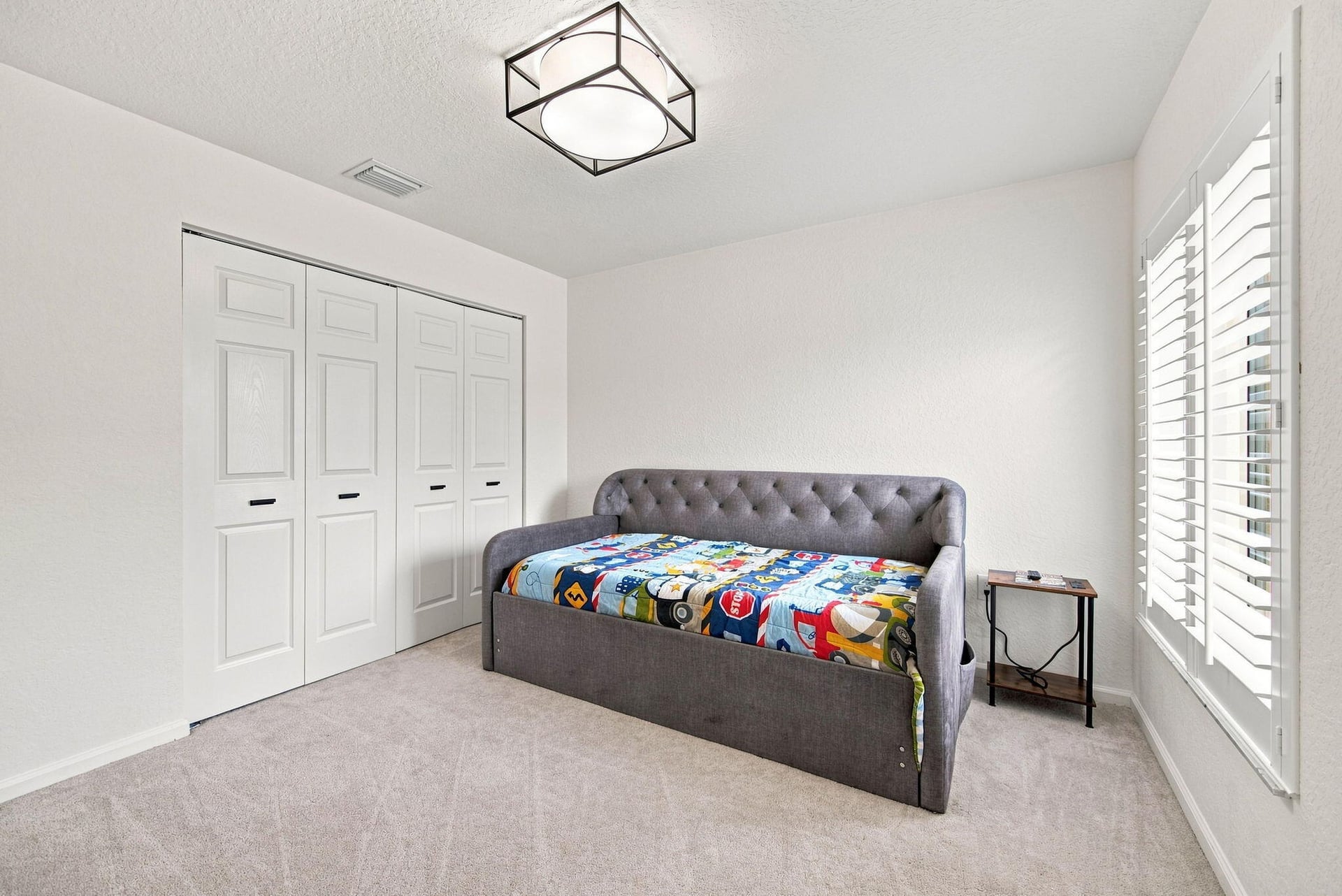 Residence photo 25