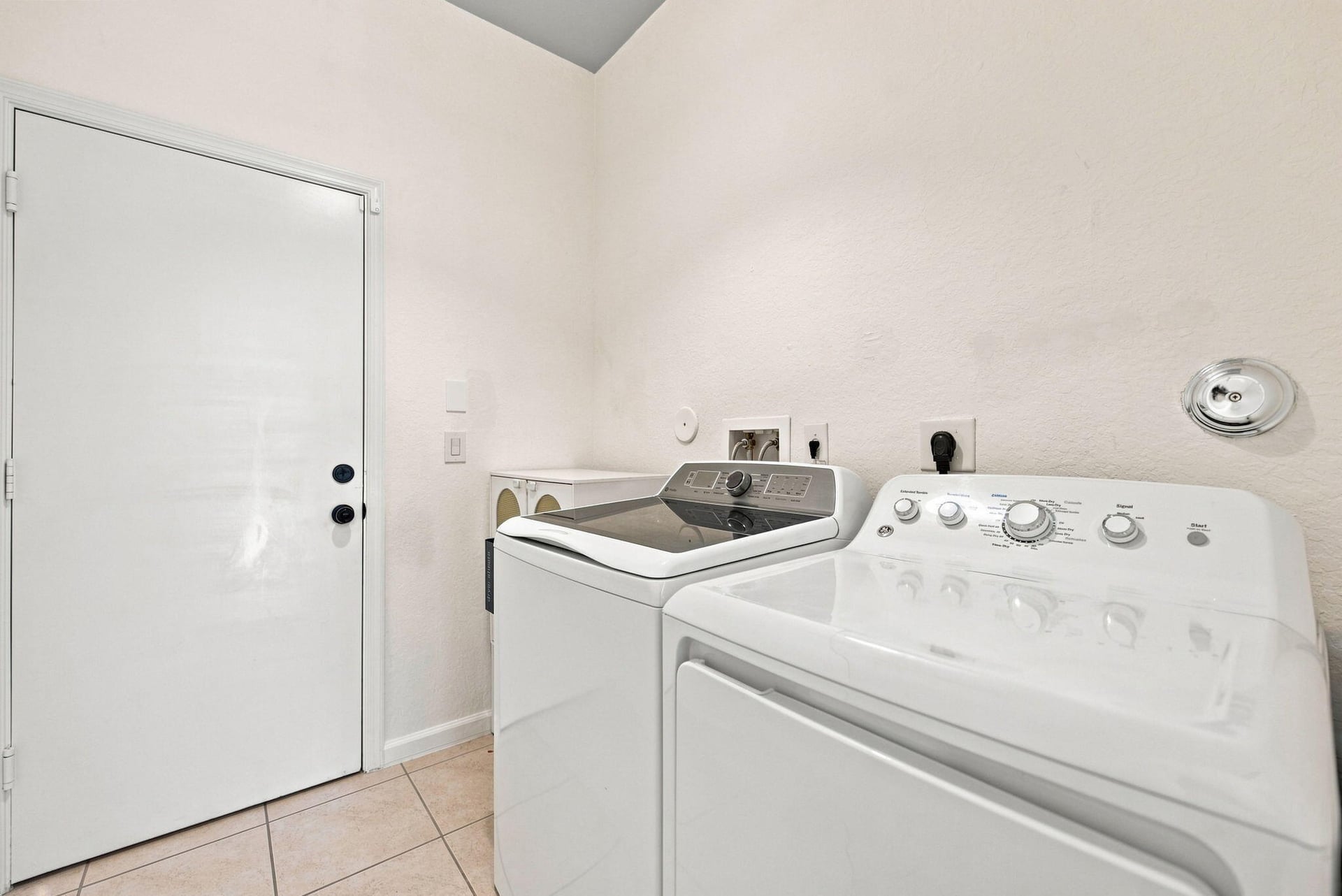 Residence photo 26