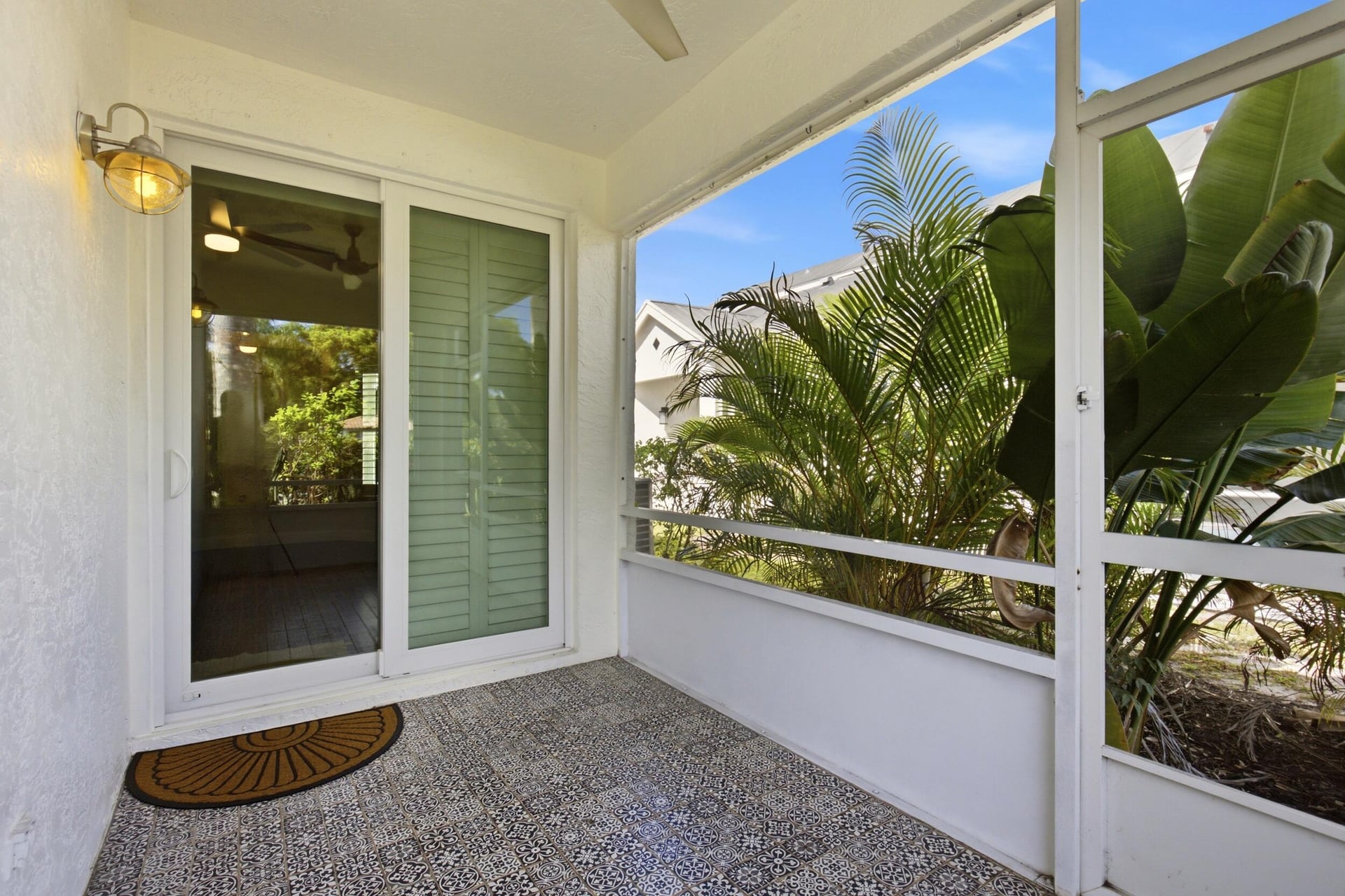 Residence photo 25