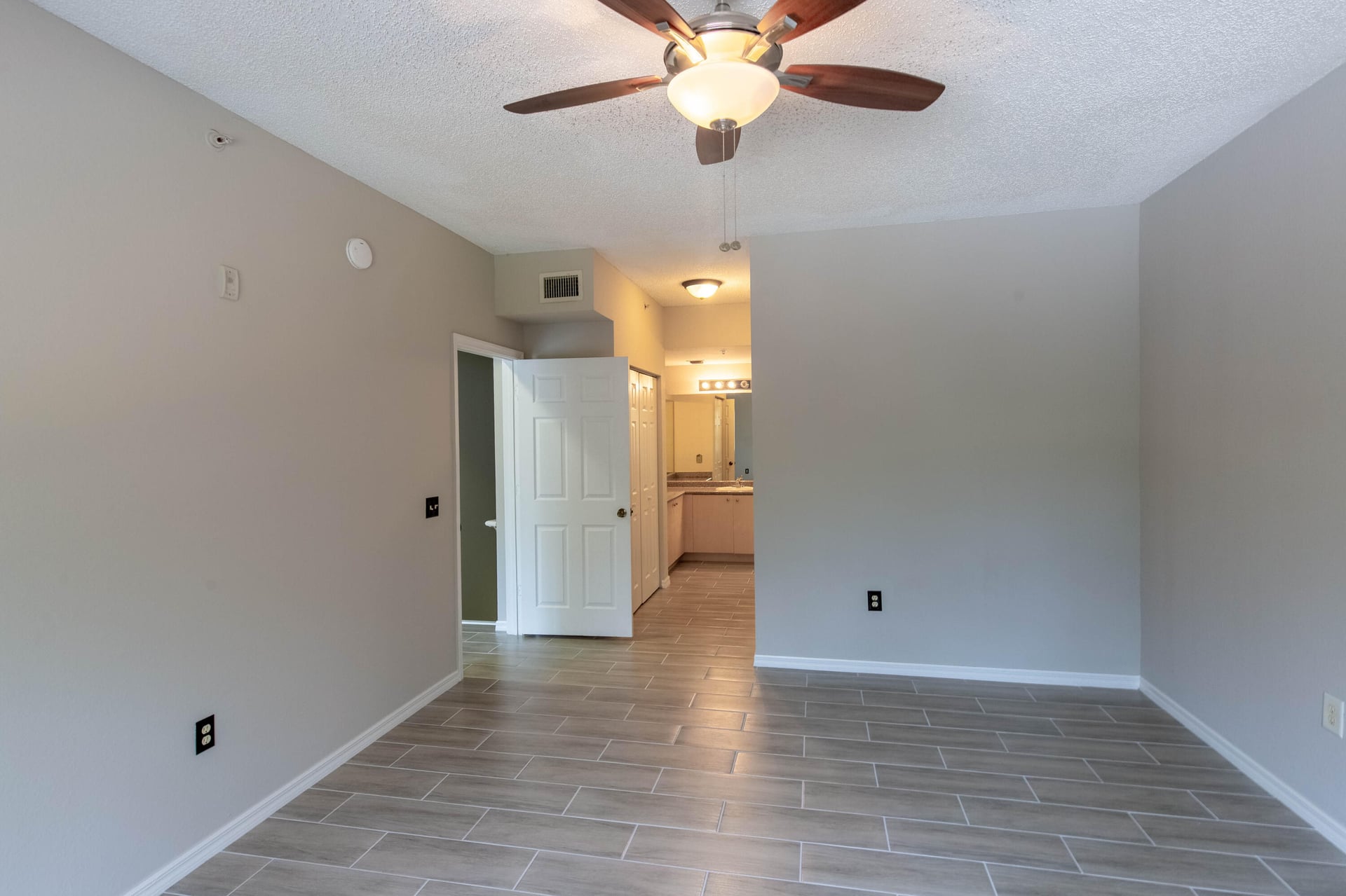  Unit 203 photo 15