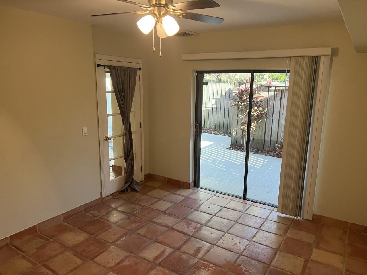Residence photo 14